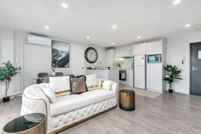 Dockside Luxury + CP